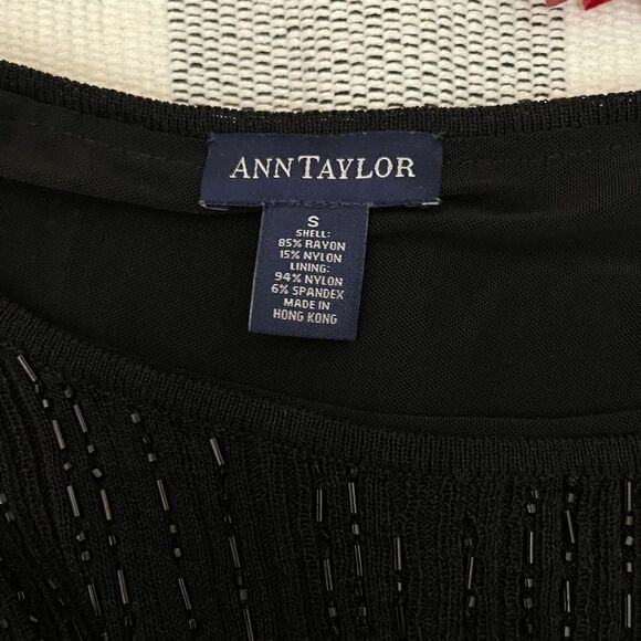 Ann Taylor Beaded Tank Size Small - Picture 3 of 4
